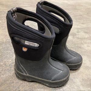 BOGS Kids Classic High Waterproof Winter Snow Boots, Black, Unisex